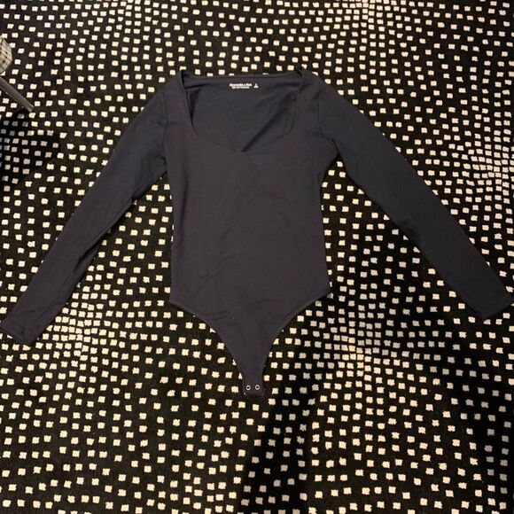 Abercrombie body suit - Picture 1 of 7